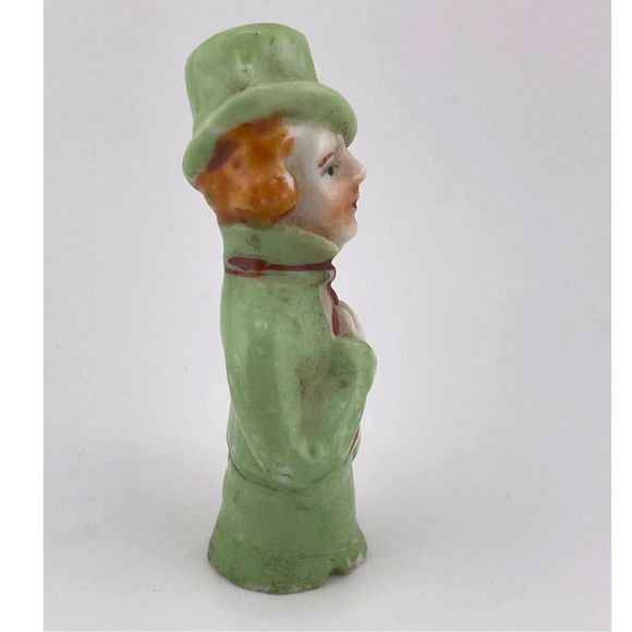 VTG Made In Japan‎ Green Suit And Hat Porcelain Figurine 3" - Picture 3 of 6